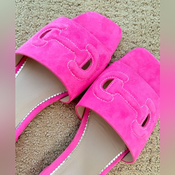 Boden Stitch Cut Out Snaffle Sliders - Picture 2 of 4